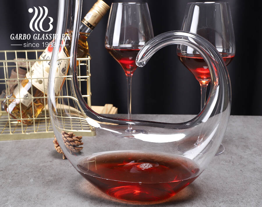Carafe à vin rouge clair en forme de cygne 1500 ml usine de carafes à vin  en cristal à la main en chine