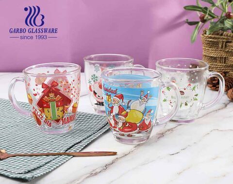 Las tazas de cristal de la Navidad de 360ml personalizaron la taza de café  del té de los vidrios de la etiqueta con el mayorista de la manija