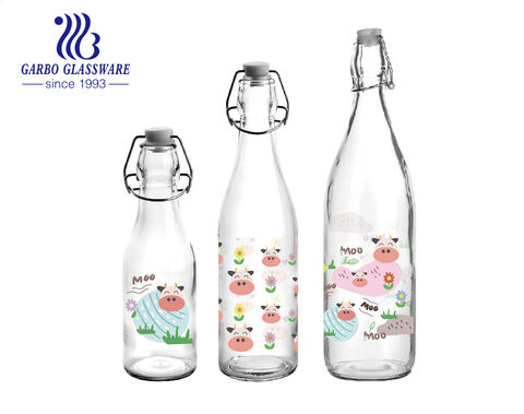 Petite bouteille de conservation de jus en verre de taille moyenne avec  couvercle à clip en gros Chine