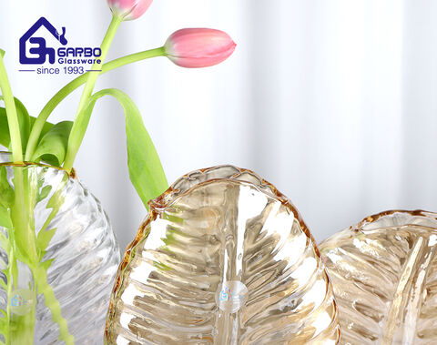 Elegant leaf shape glass vase with color decor for flower