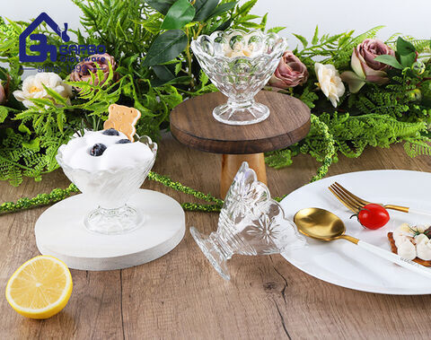 Machine-pressed elegant glass ice-cream cup for bar use