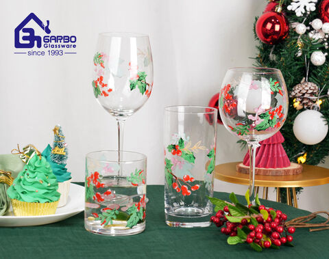 Factory wholesale Christmas decal design stemware wine glass