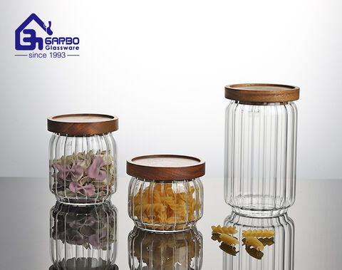 Machine-blown 300ml high borosilicate light round glass storage jar with airtight wooden lid