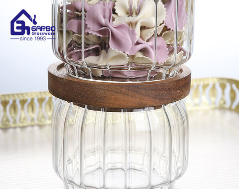 300ML machine-blown round borosilicate round storage jar with wooden lid