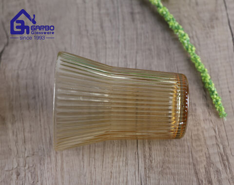 Verres de couleur de gobelet en verre plaqué ionique ambre, tasse à boire à prix bon marché