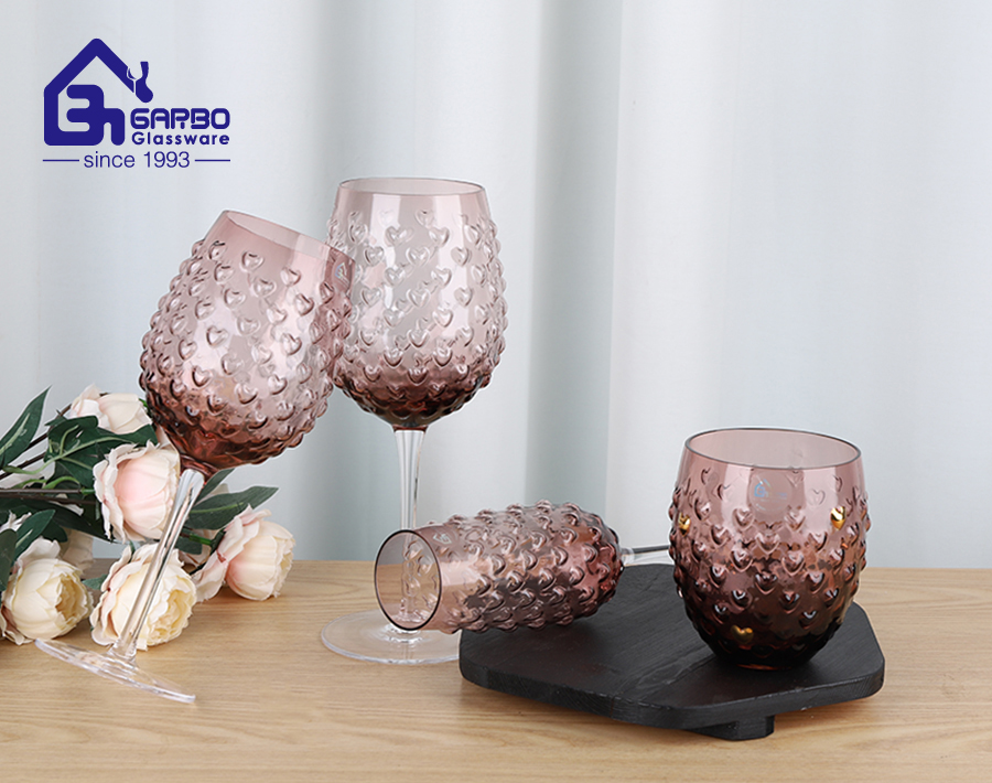 New Arriving Wedding Decoration Solid Color Burgundy Red Wine Glass With Heart Design