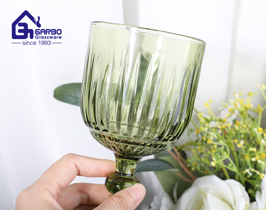 Luxury Green Color Glass Cup for Wine and Beverage