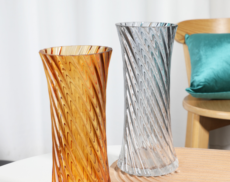 Luxury flower glass vase for home decoration