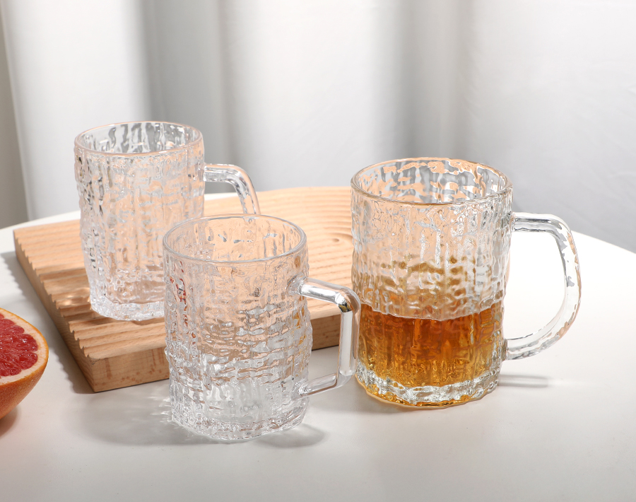 Small MOQ new glass beer mug with Bark pattern designs