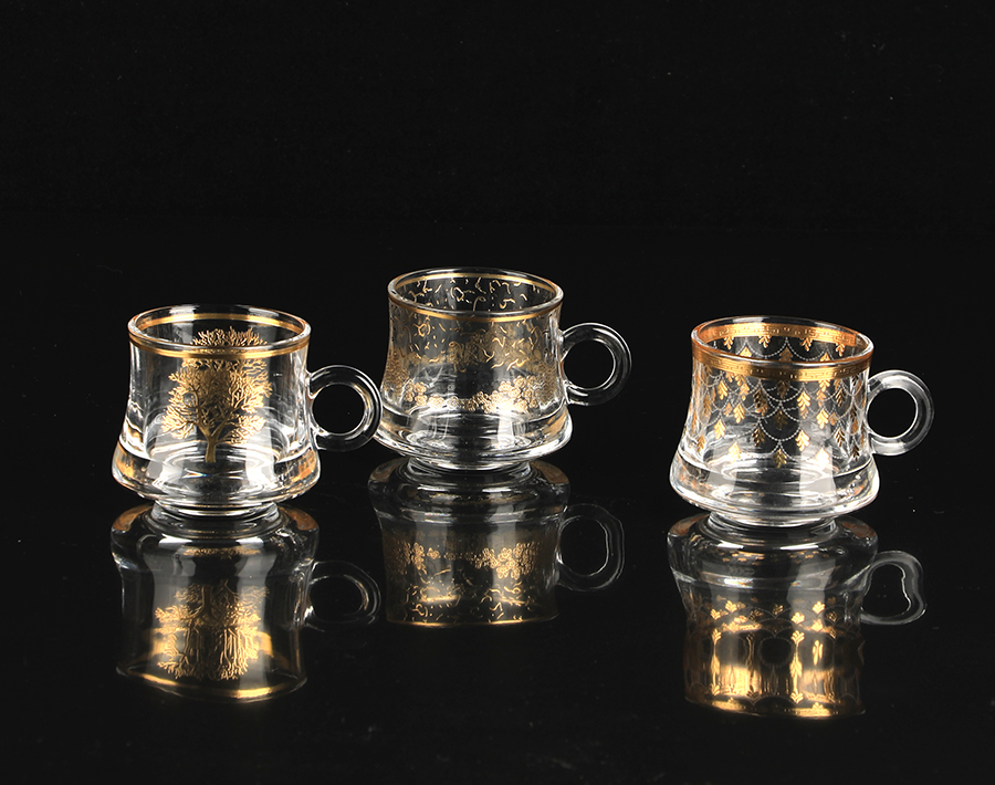 classic glass tea mugs