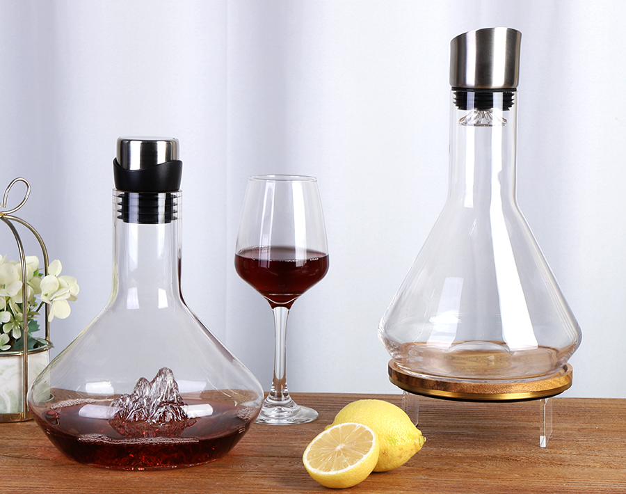 Why our glass decanter hot sale over the world?